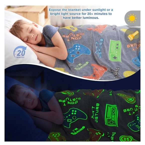NWT glow in the dark Kids Gaming Themed Blanket 50x 60 - Picture 4 of 6